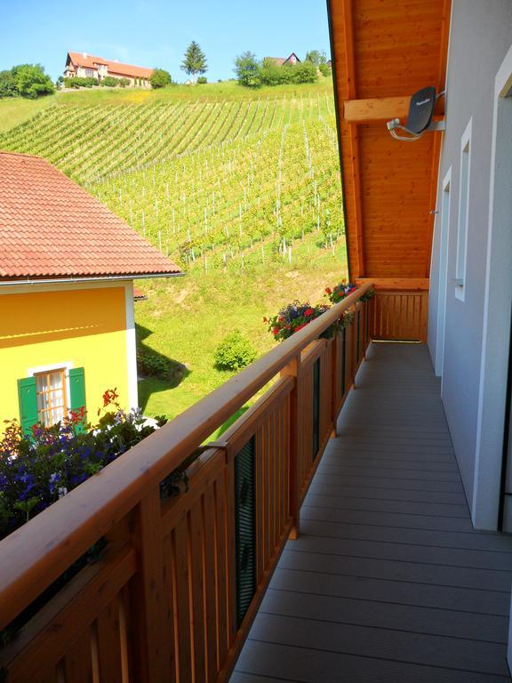 Ferienwohnung Stoff Kitzeck im Sausal Kültér fotó
